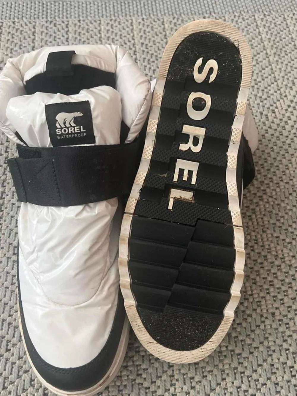 Sorel Kids White and Black Waterproof Snow Boots